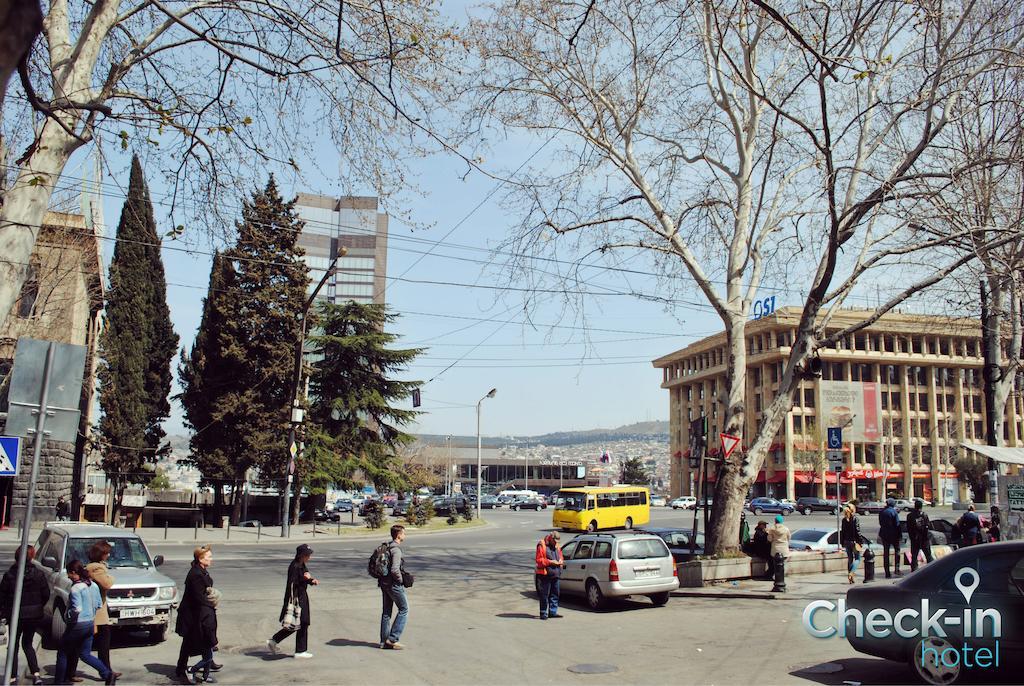 Check-In Hotel Tbilisi Eksteriør bilde